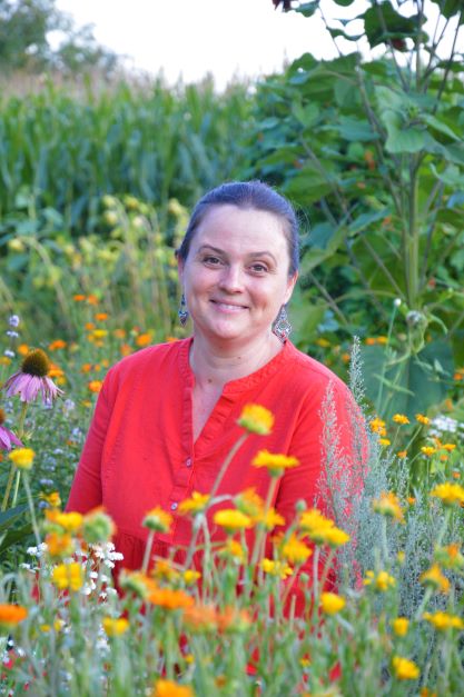 Martina im Garten
